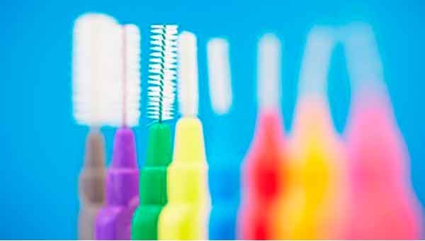 Cepillos dentales VIII