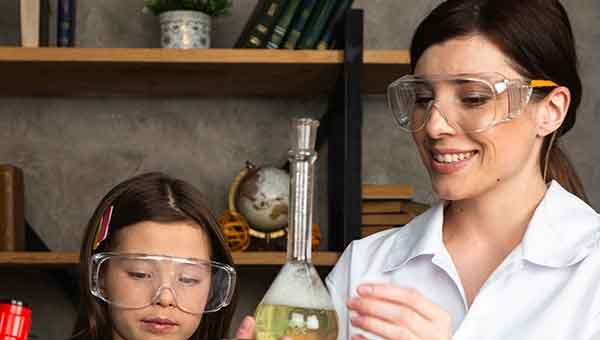Dia Mundial de la Mujer y la Ciencia 2022